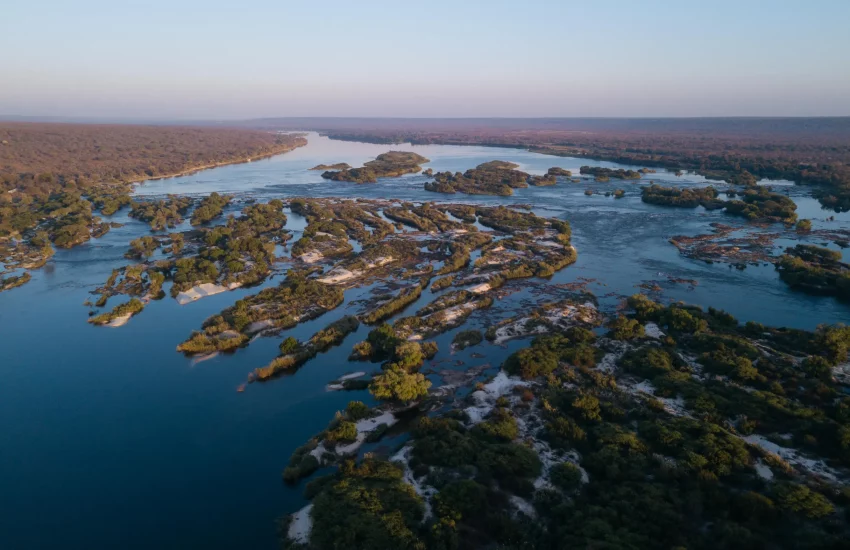 luxury family safari Matetsi Victoria Falls PHOTO CREDIT WETU (12)
