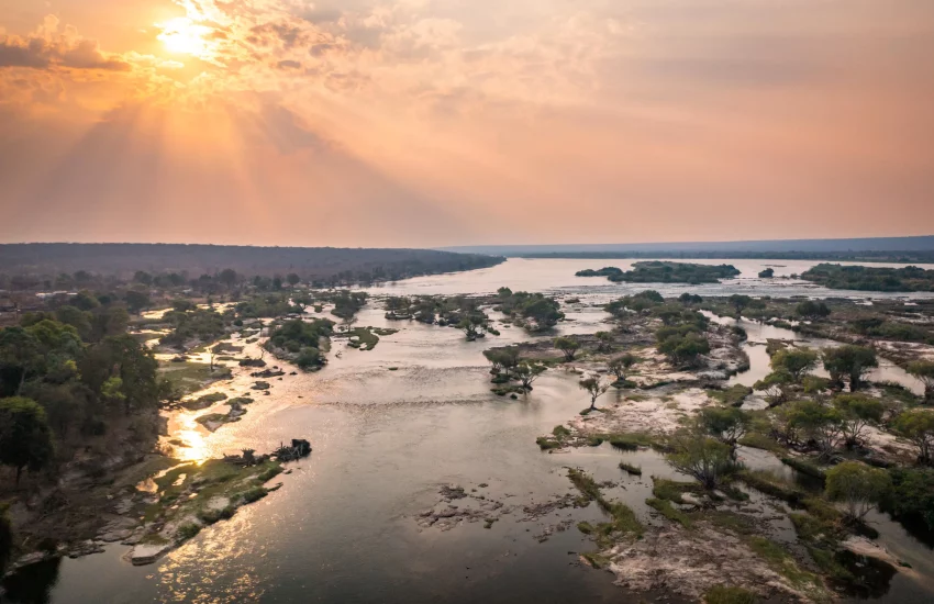 luxury family safari Matetsi Victoria Falls PHOTO CREDIT WETU (13)
