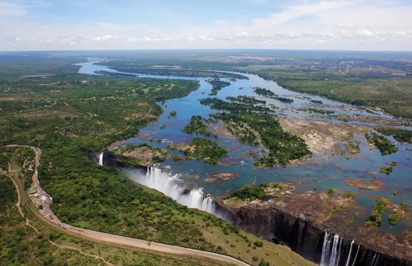 luxury family safari Matetsi Victoria Falls PHOTO CREDIT WETU (14)